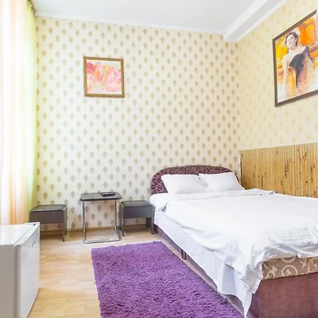 Квартира В Центрі На Вулиці Шевченка 12 Дуже Комфортна Недалеко Біля Вокзалу Liov Exterior foto
